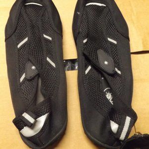 MENS, SAND N SUN, SWIM, BEACH SHOES WITH VELCRO CLOSURE, BLACK N GRAY